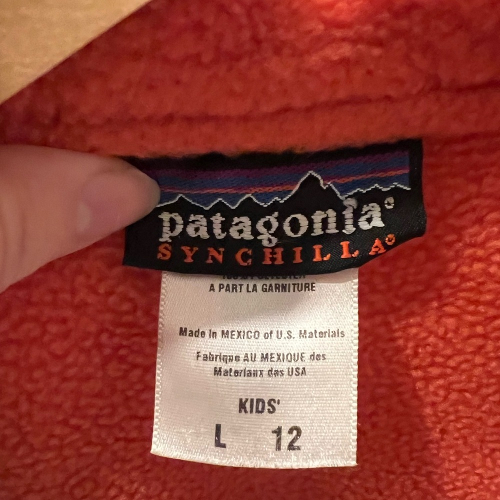 Patagonia Synchilla Kids Orange Fleece Pullover with Kangaroo Pocket - Picture 2 of 5